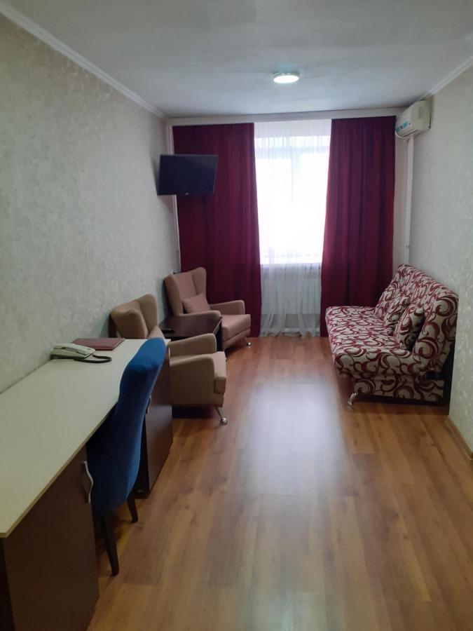 City Hotel Ustʼ-Kamenogorsk Exteriör bild