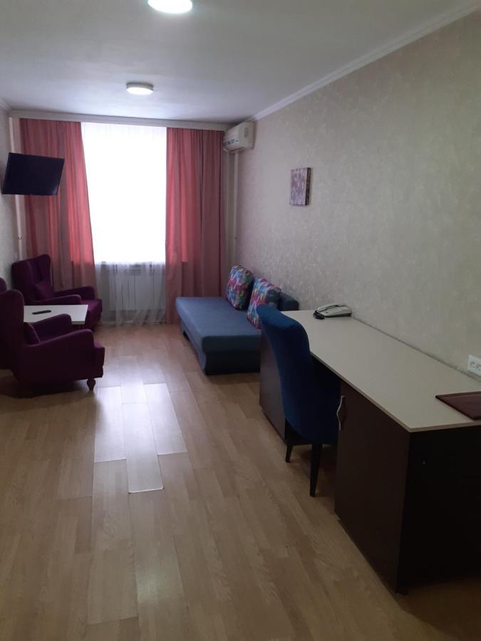 City Hotel Ustʼ-Kamenogorsk Exteriör bild